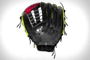 How to Break in a Synthetic Baseball Glove?